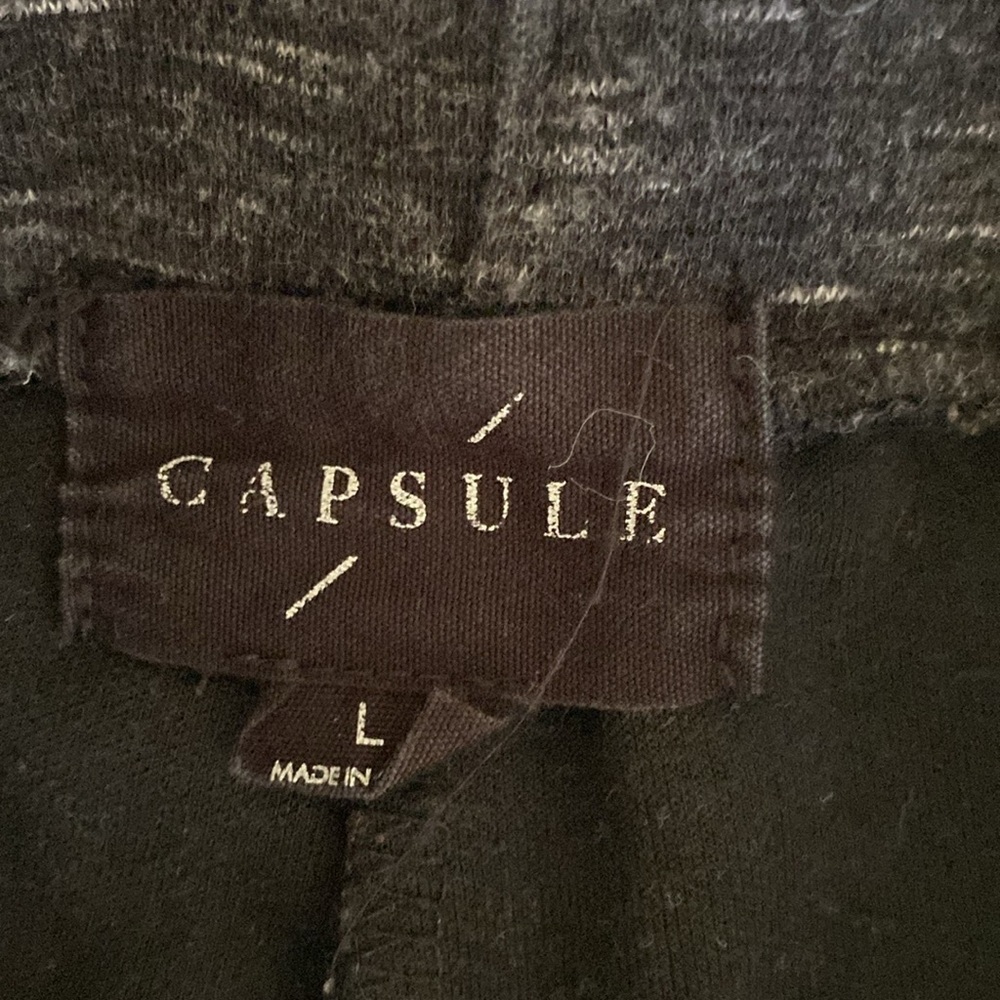 Capsule Boys Joggers Sweatpants - Large - Gray Heathered - Zipper Pockets - Picture 6 of 7